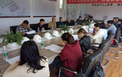 交流活動(dòng)1.jpg 交流活動(dòng)1.jpg